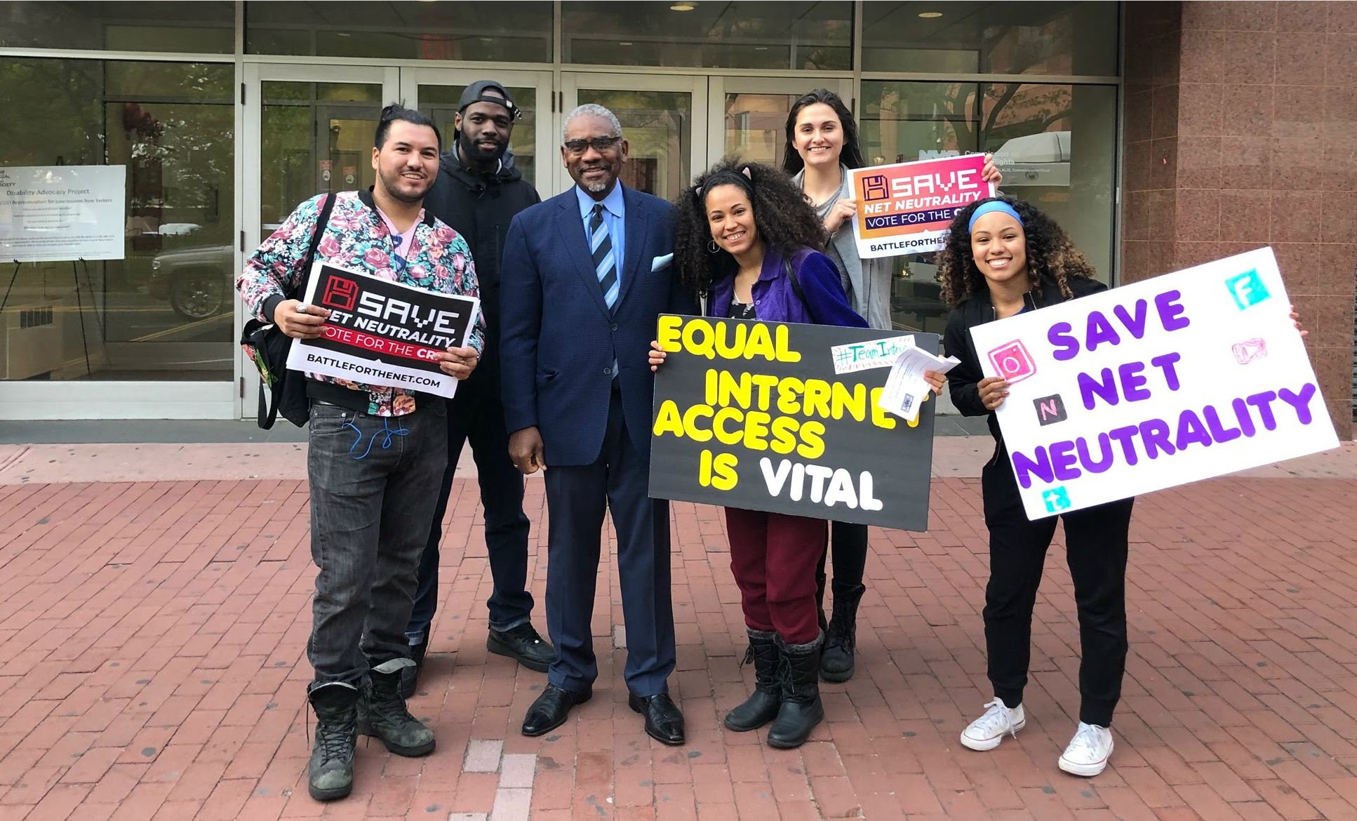 Net Neutrality activists in NY Thumbnail