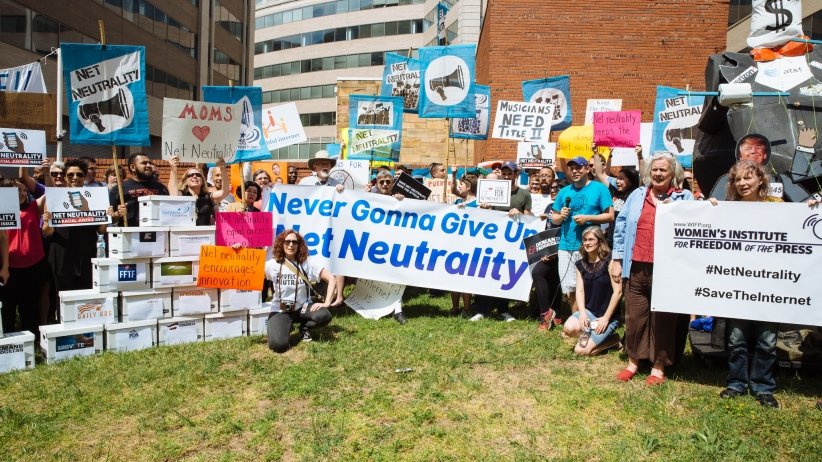 Group picture from Net Neutrality rally