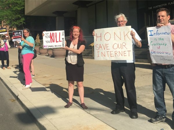 Columbus Net Neutrality activists