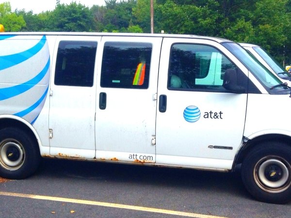 AT&T truck