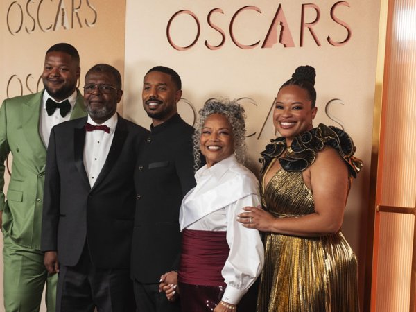 Photo of Actor Michael B. Jordan with his family on the Red Carpet at the the 98th Oscars