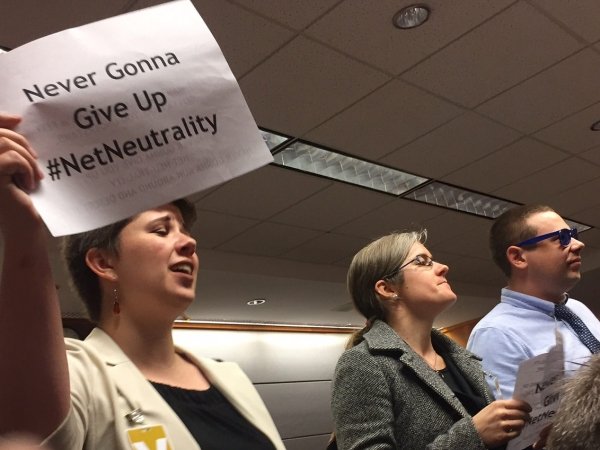 Activists rickrolling the FCC
