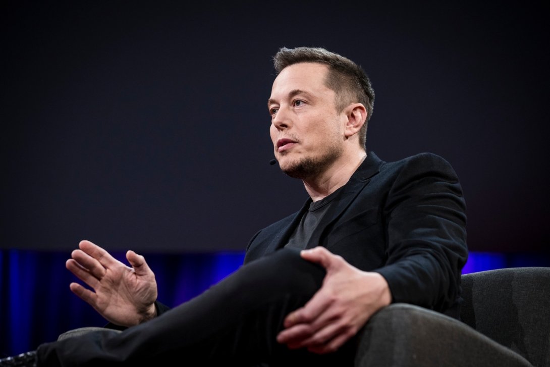 Elon Musk speaking at the 2017 TED Conference