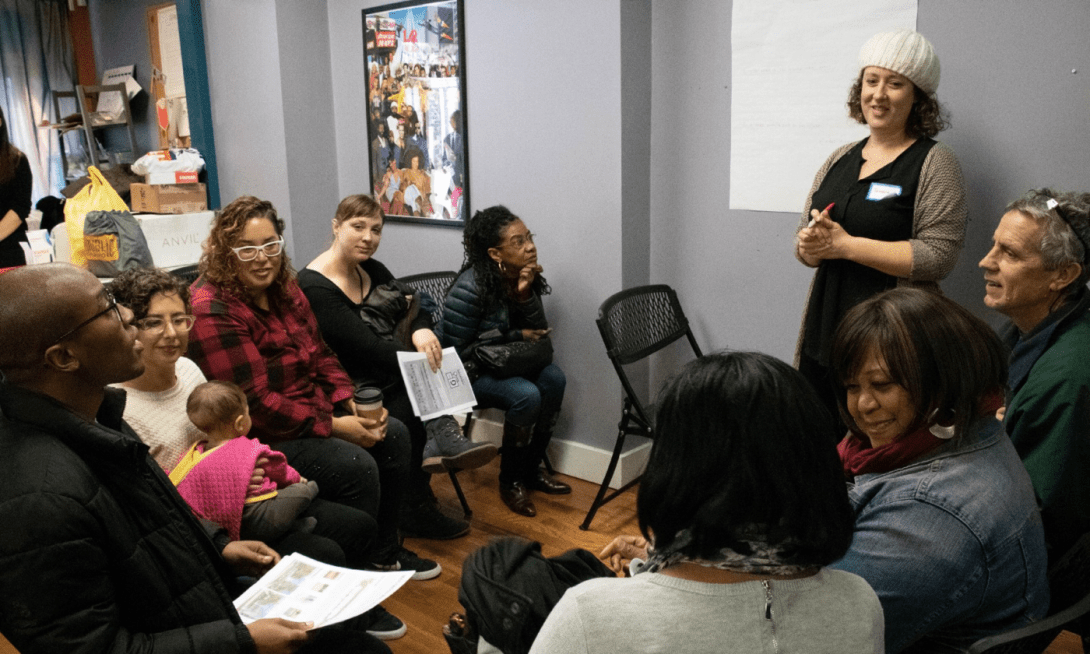 Germantown residents and Philadelphia journalists discuss local-news coverage at the People’s Education Center.