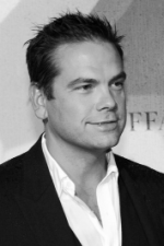 Chairman & CEO Lachlan Murdoch