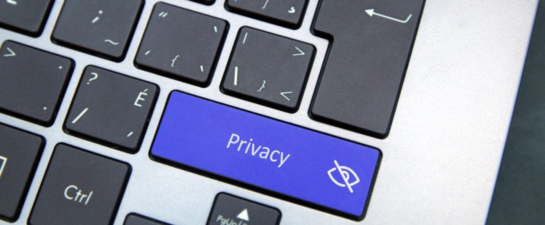 Computer keyboard with one key reading "privacy"