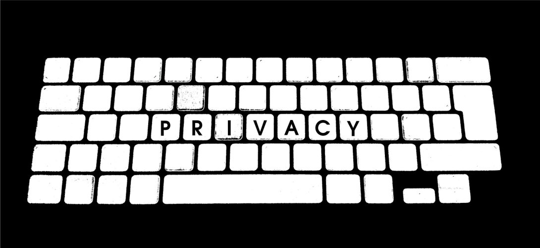 Keyboard with the word "privacy"